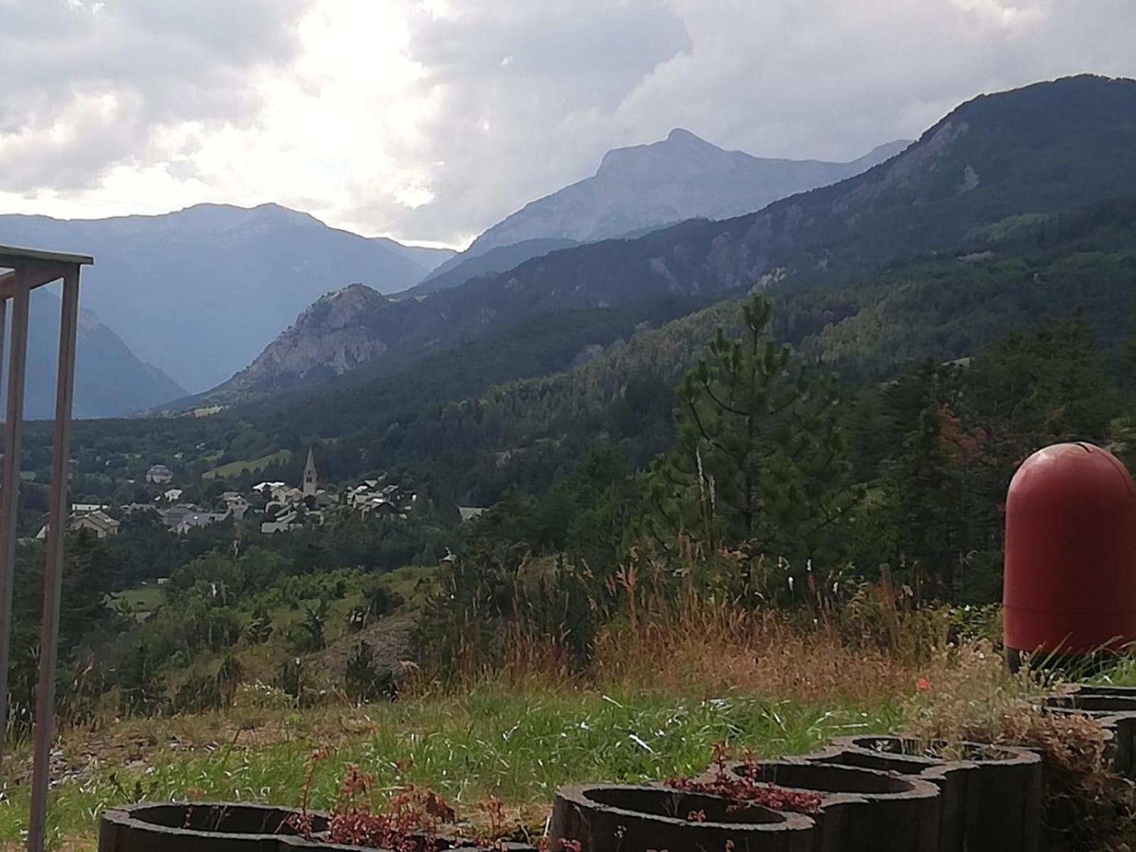 App Vue Montagne Barcelonnette Proche Piscine Rando Riviere Nature Exterior photo